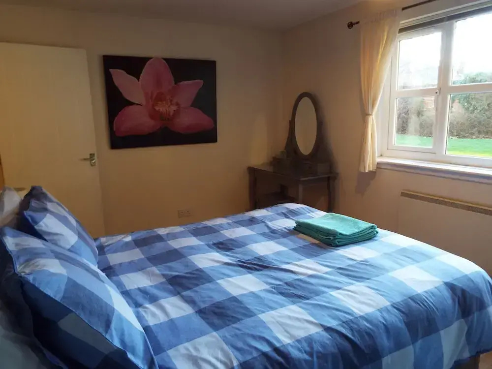 Edinburgh Palace Apartment