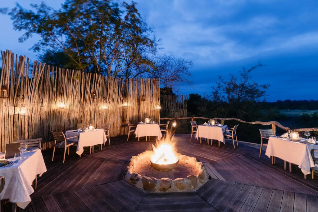 Thornybush Simbambilli Lodge