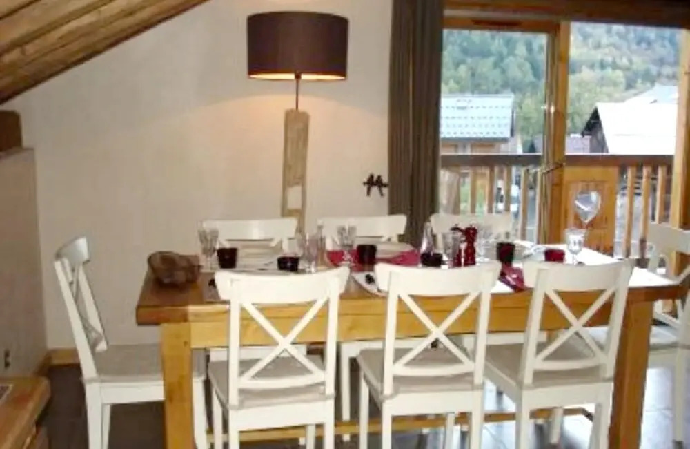 Chalet with 3 Bedrooms in Les Allues, with Wonderful Mountain View, Balcony And Wifi - 500 M From the Slopes