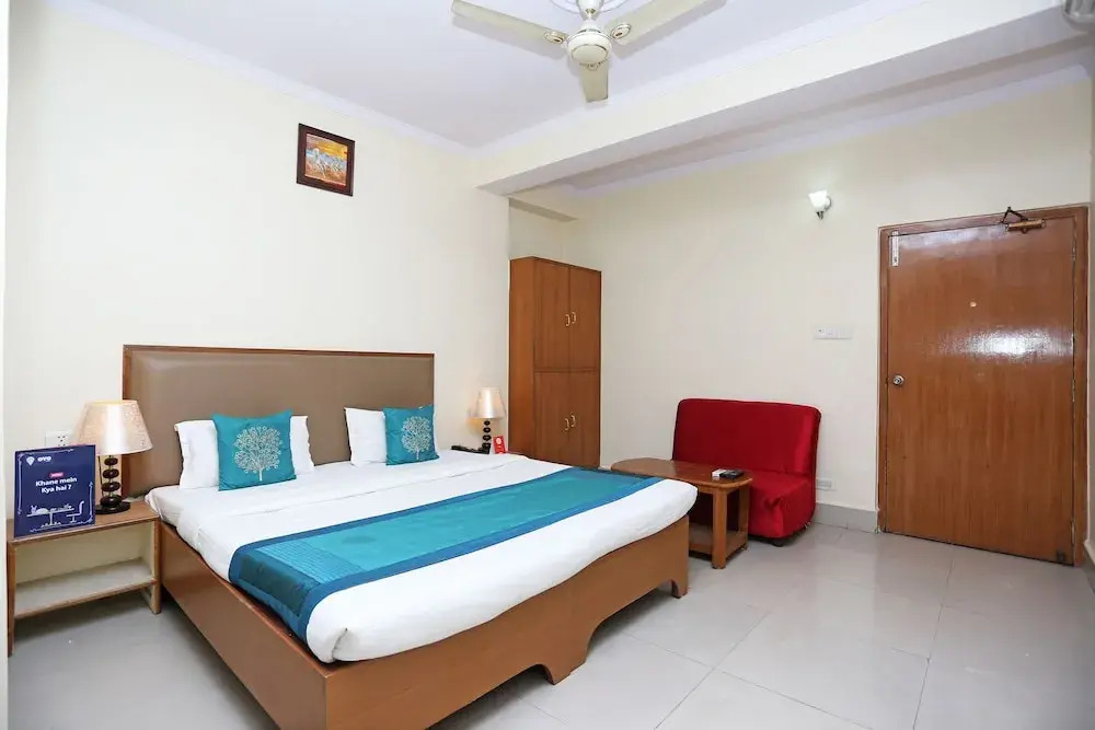 OYO Flagship 29035 Hotel Harisons Continental
