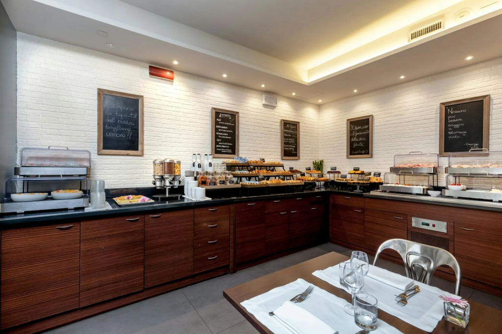 La Meridiana Bleisure Hotel
