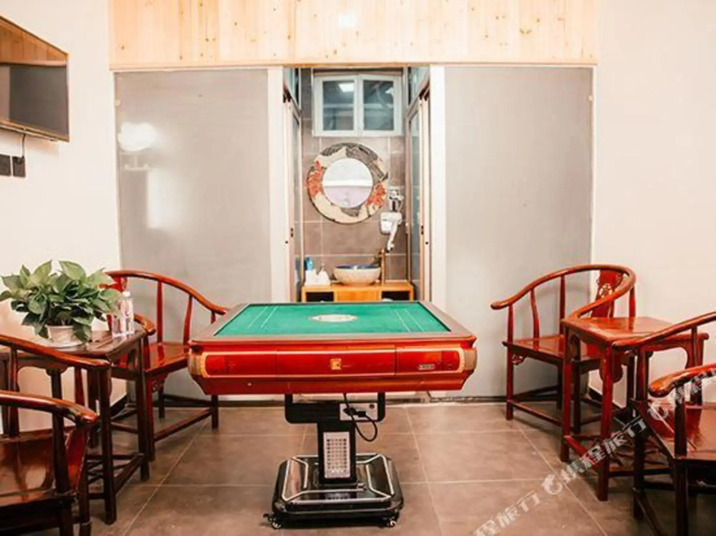 Shao's Courtyard Hostel