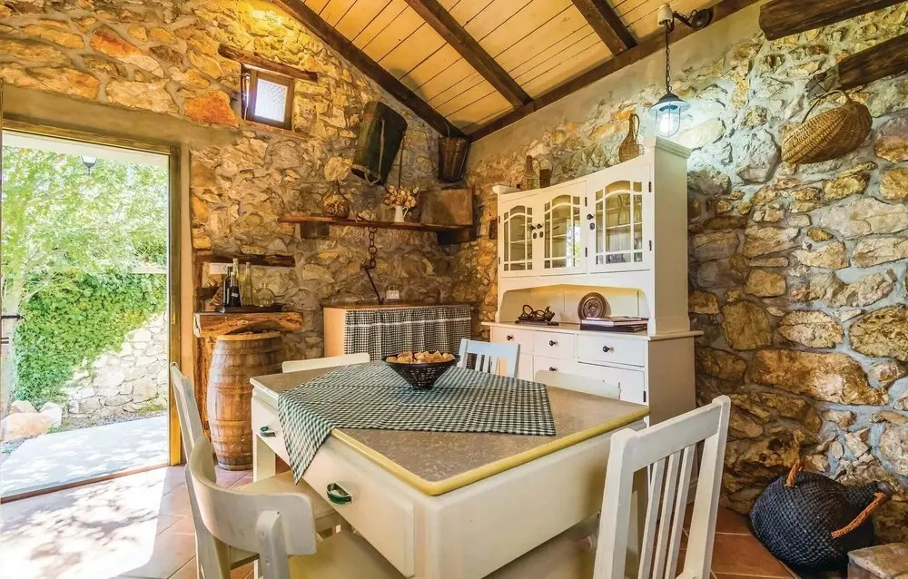 Stunning Home in Moscenicka Draga With 1 Bedrooms