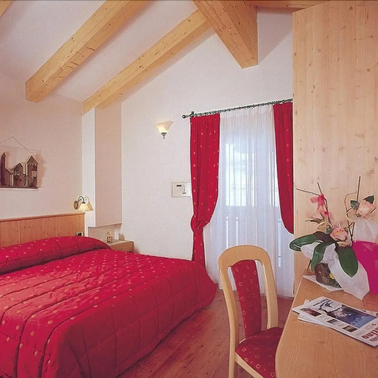 Hotel Zirmes