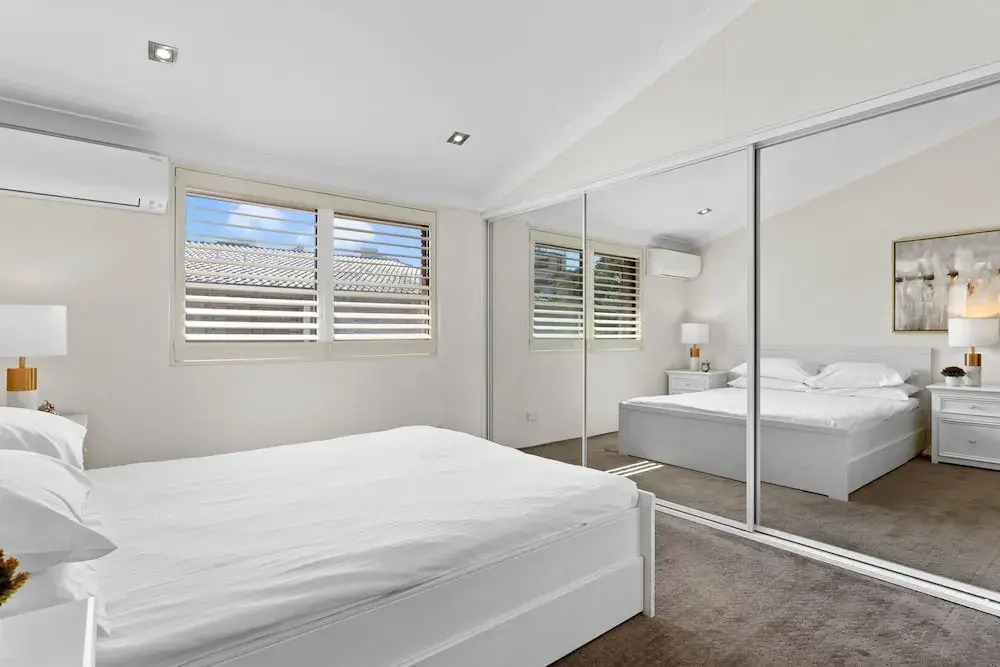Elegantly Modern 2-bed In The Heart of Chippendale