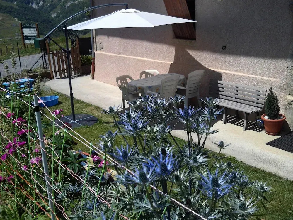 appartement gentiane 4personnes dans gite "la maison daugustin" classé 3 étoiles,la tour,73530 st jean darves