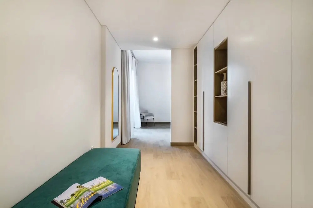 Sea View 2BR in Port de La Mer