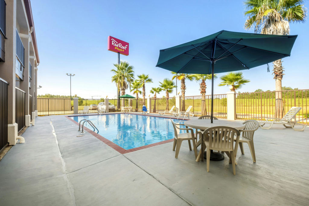 Red Roof Inn PLUS+ Hammond