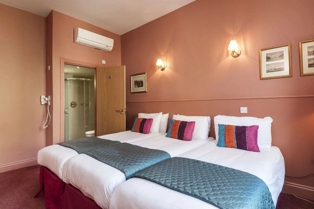 Rose Park Hotel