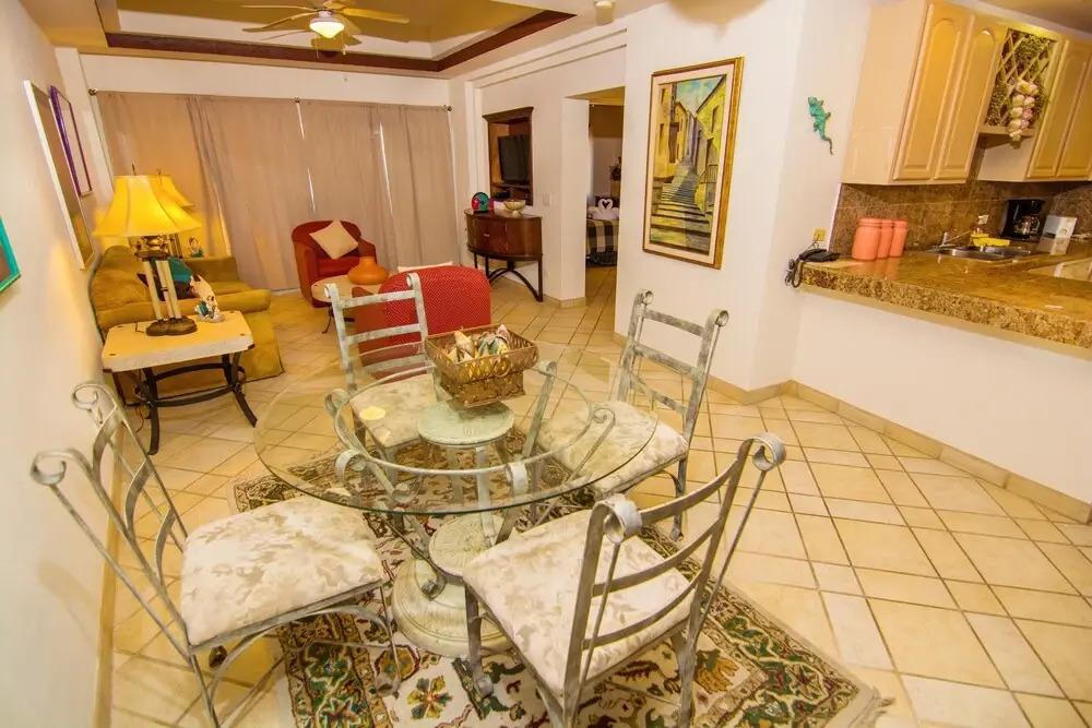 Grande 702- 1 Br Condo