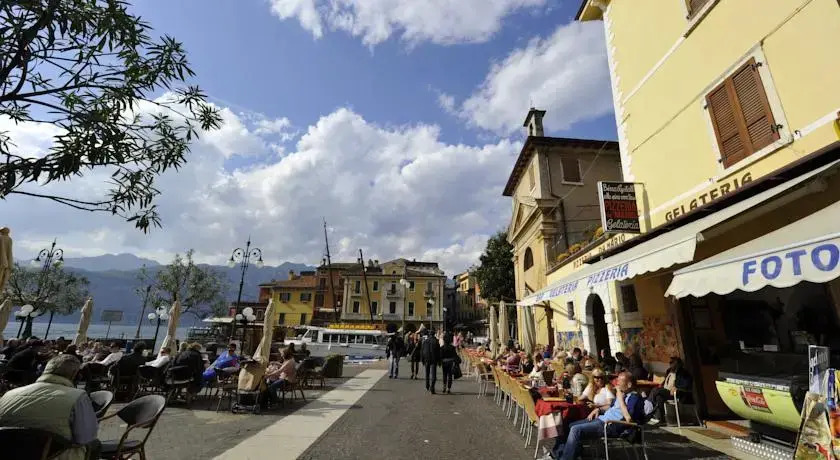 Villa Lory