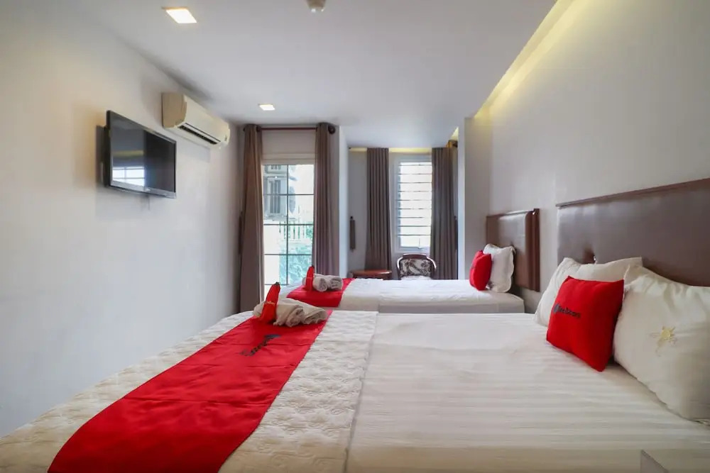 RedDoorz near Aeon Mall Binh Tan