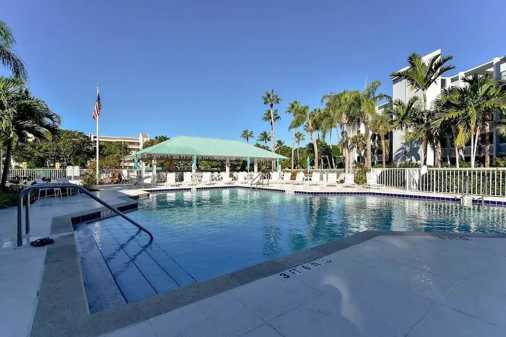 Eagle Cay Building 5-602