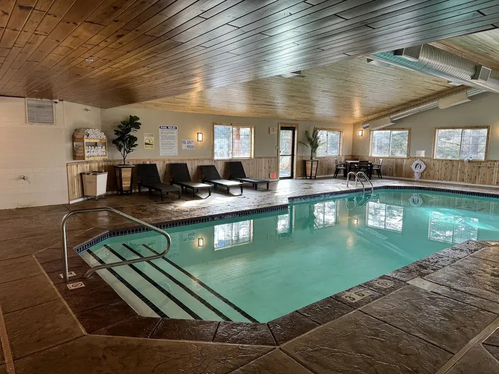Crossroads Hotel