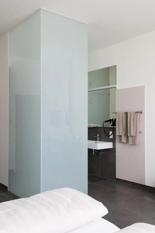 eee Hotel Traun