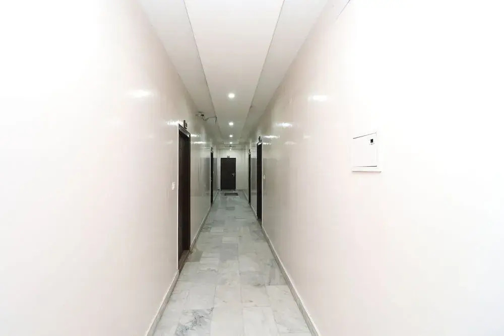 OYO 29637 Hotel Kakkar