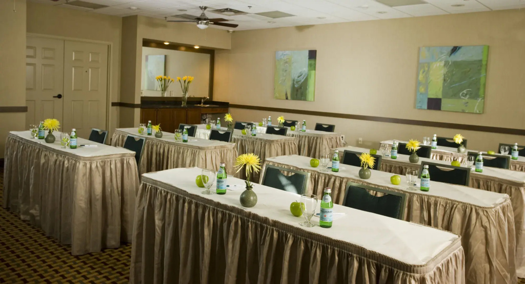 Homewood Suites by Hilton Lubbock