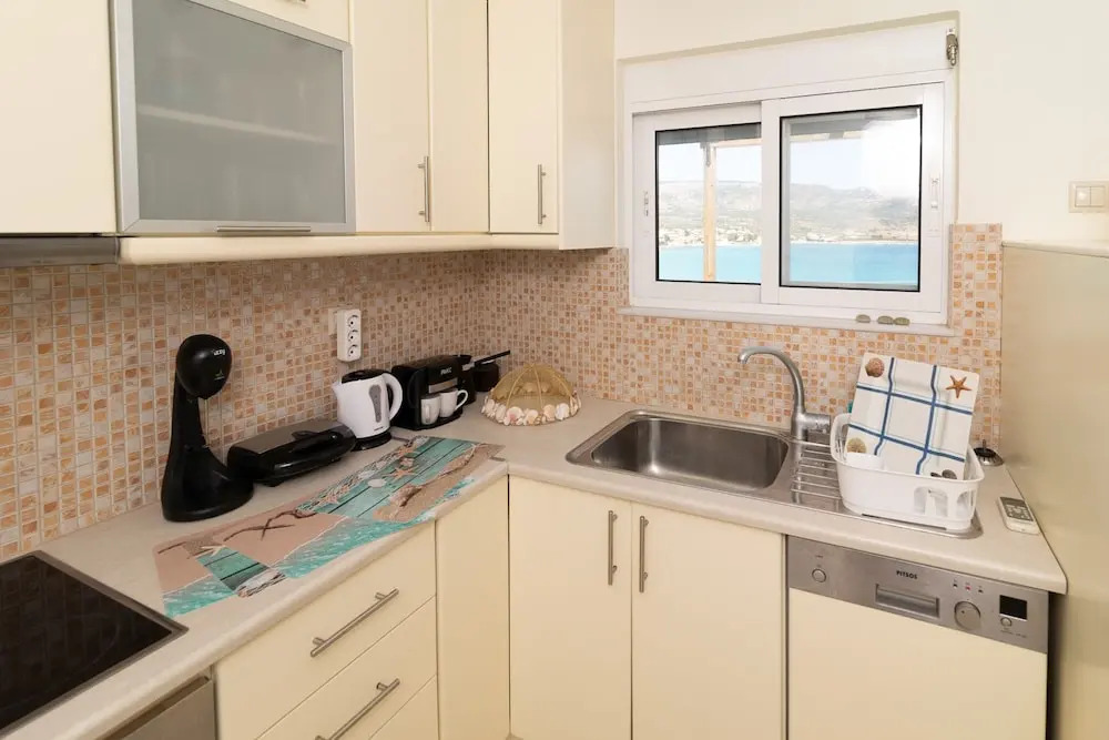 SeaView Flat Near the Beach