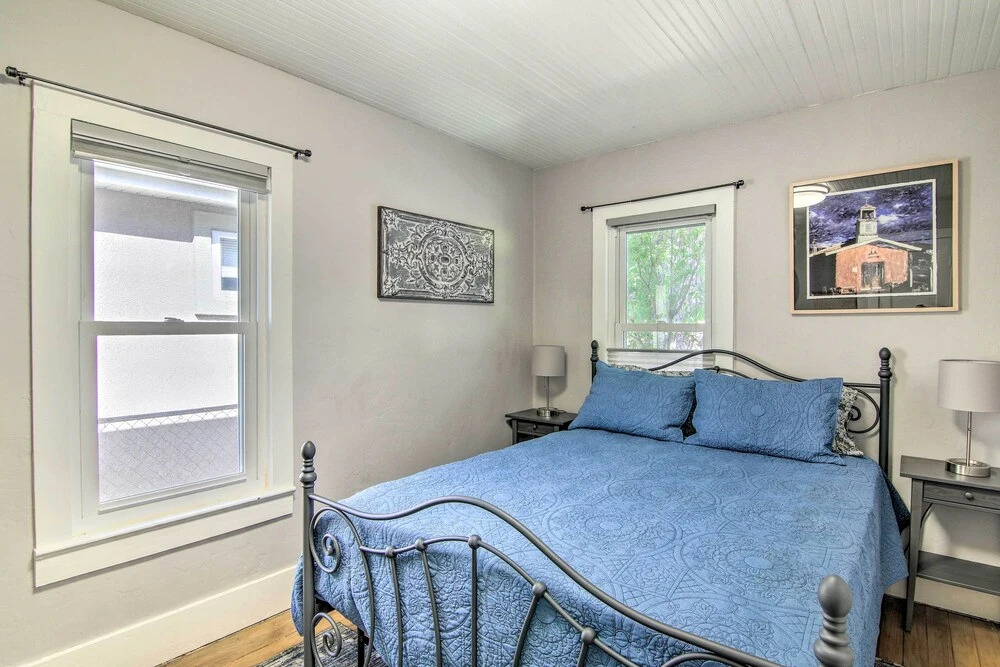Colorado Springs Bungalow - Walk to Downtown!