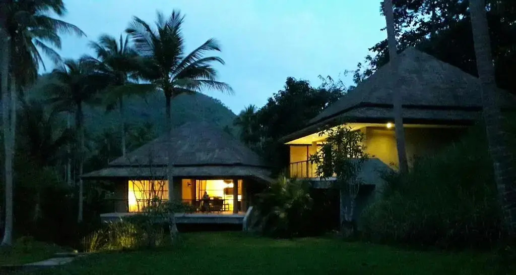 Beachfront TalingNgam