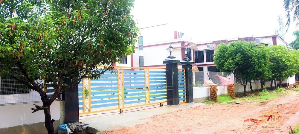 Hotel Aayes & Resort