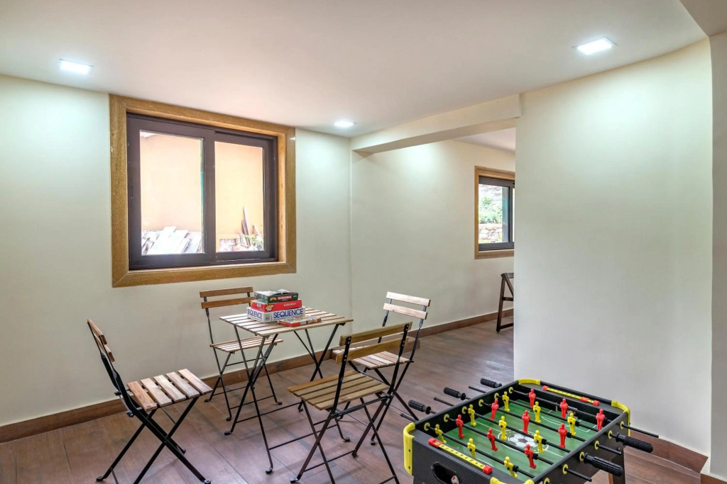 SaffronStays Uno Crest, Lonavala - 4 BDR Artistically Decorated Villa Near Bhushi Dam