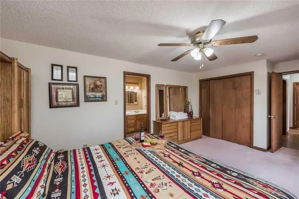 Lindleys Valley View - Three Bedroom Cabin