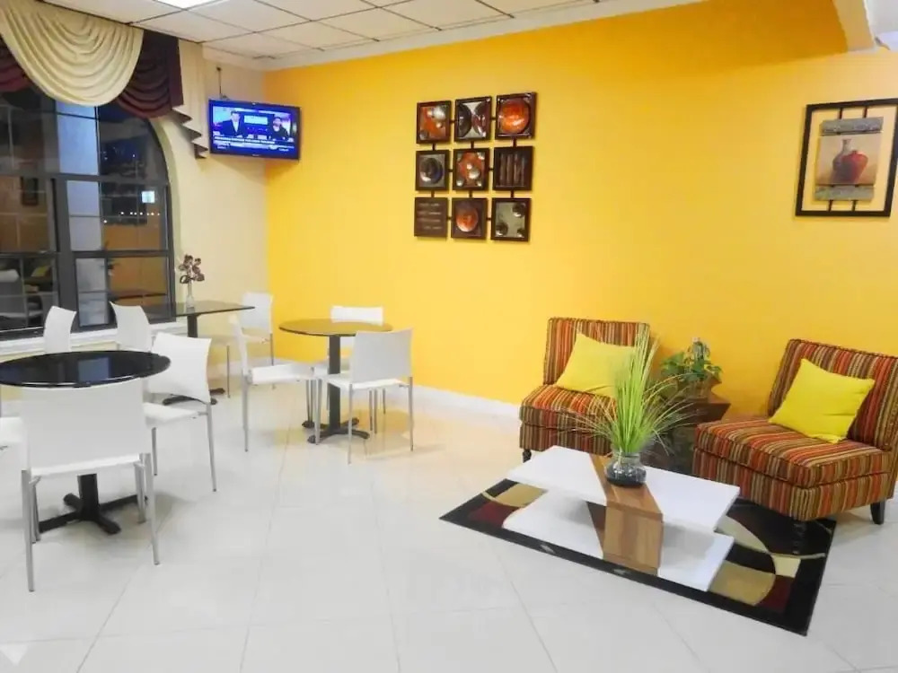 Winnie Inn Suites & RV Park