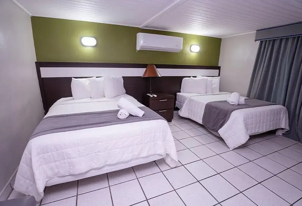 Hotel Vista Bahia & Marina