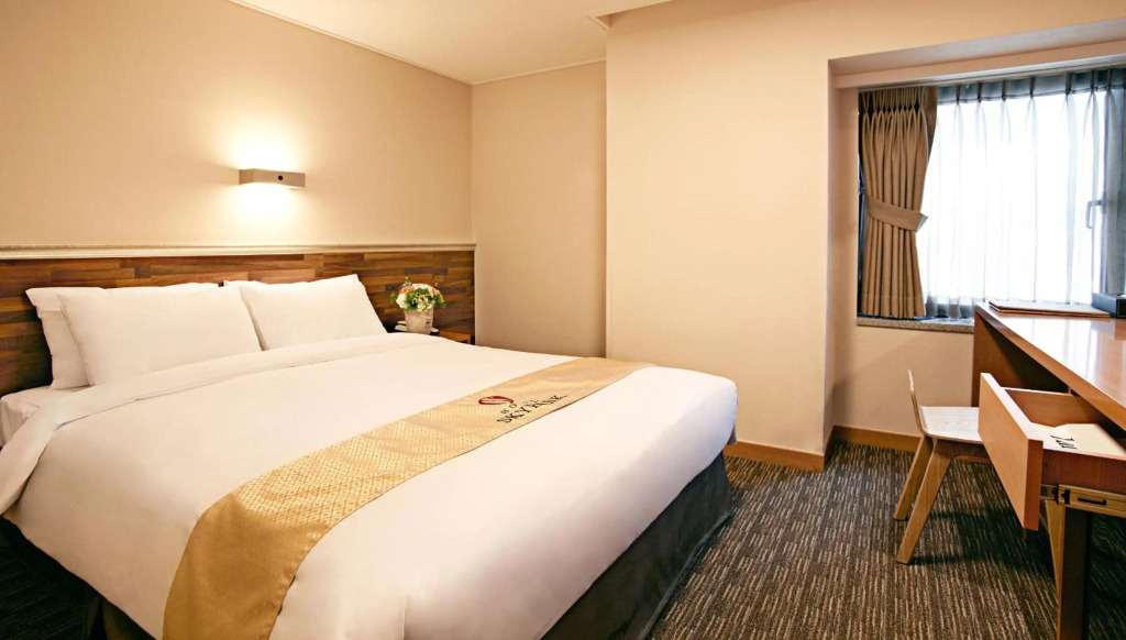 Hotel Skypark Myeongdong 1
