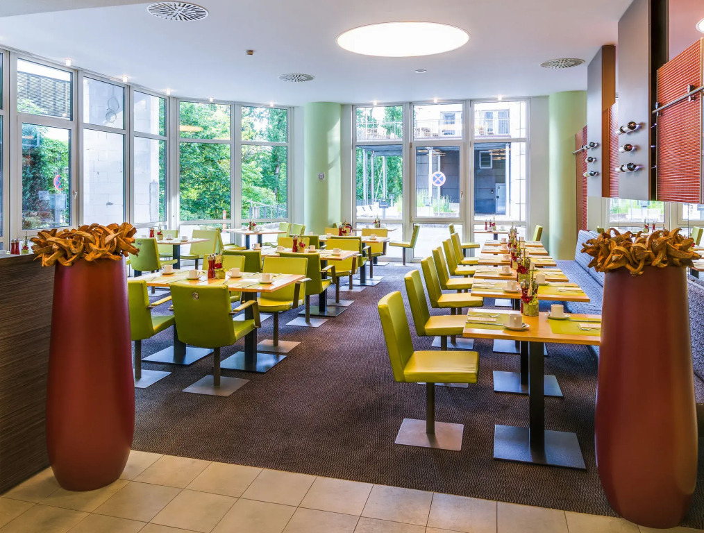 Novina Hotel Wöhrdersee Nürnberg City