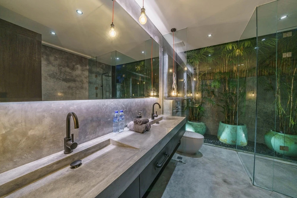Villa Bali Townhouse 3 - Modern 2BR Villa with pool - PERFECT LOCATION
