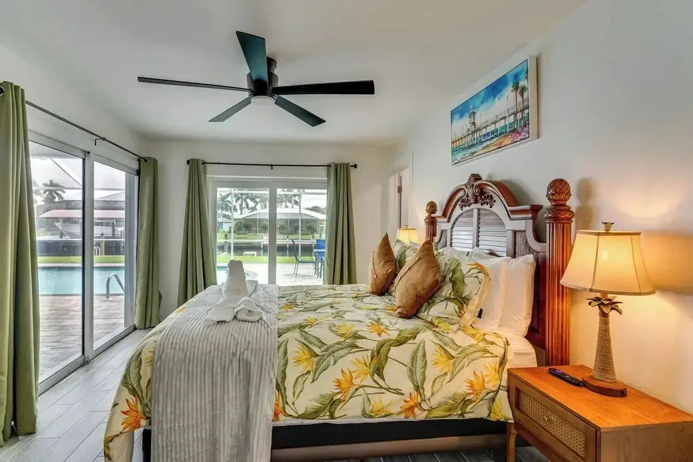 Fish & Swim: Waterfront Home w/ Dock in Cape Coral