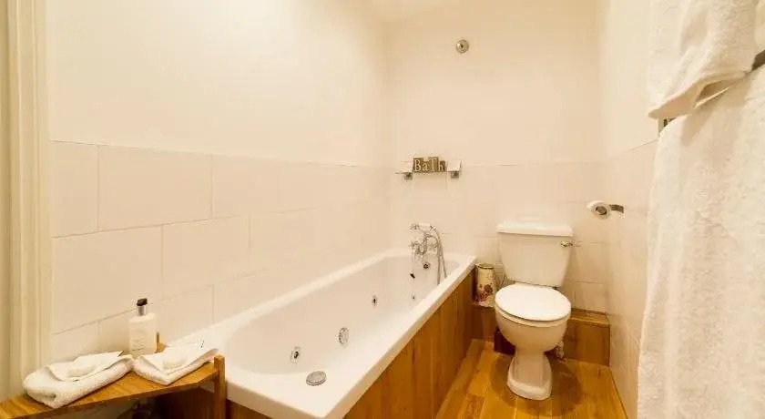 Molland Manor House Bed & Breakfast