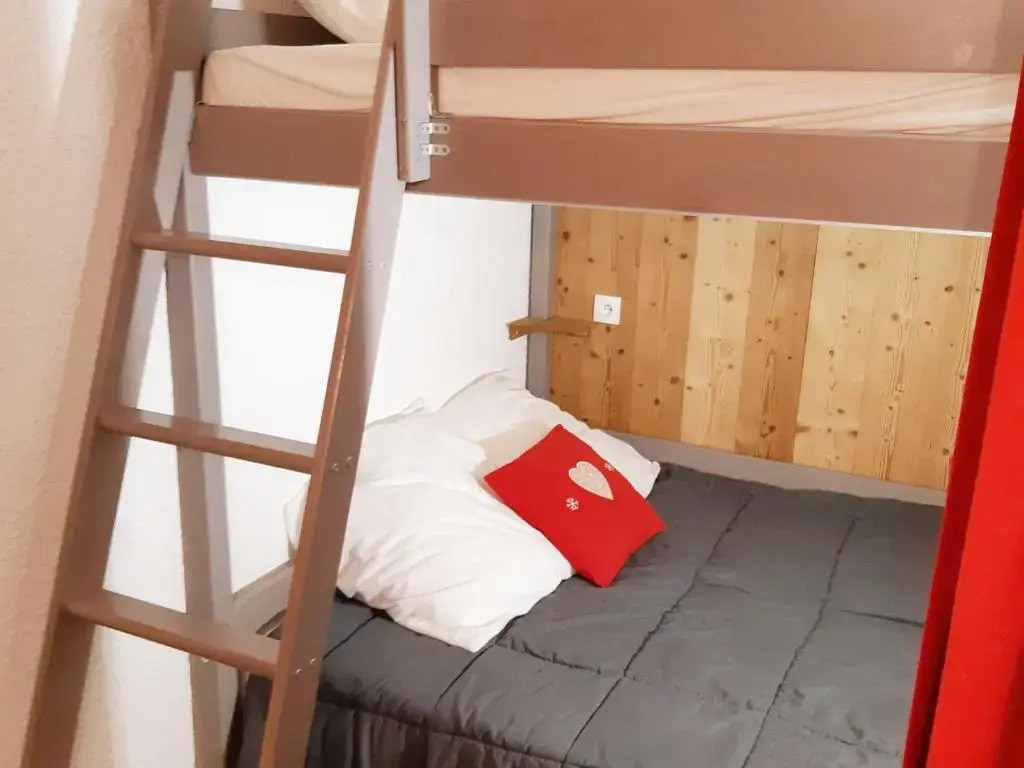 Appartement Les Deux Alpes, 1 pièce, 4 personnes - FR-1-516-12