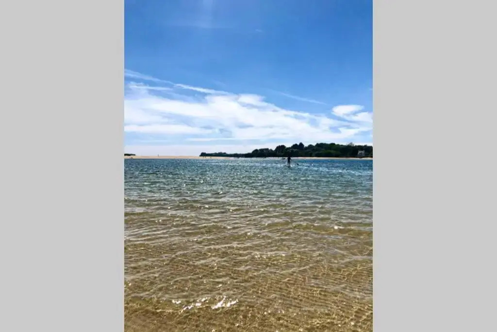 Charmant Studio a 400m de la Plage Avec Piscine