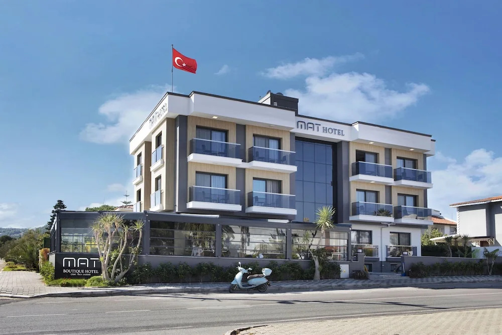 Mat Boutique Hotel