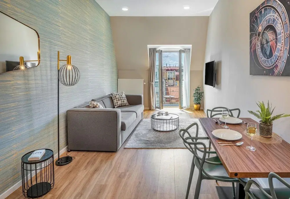 VN17 Rooftop Suites by Adrez