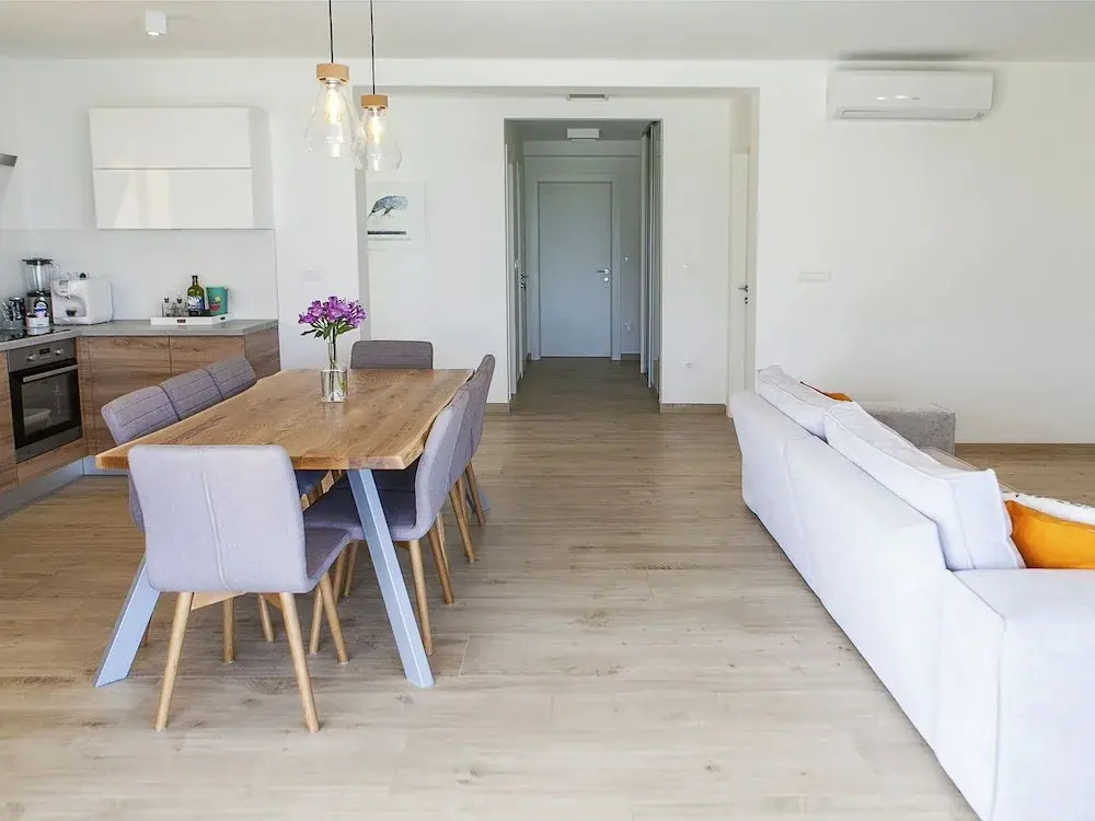 Modern Villa in Kaštel Novi With Private Pool