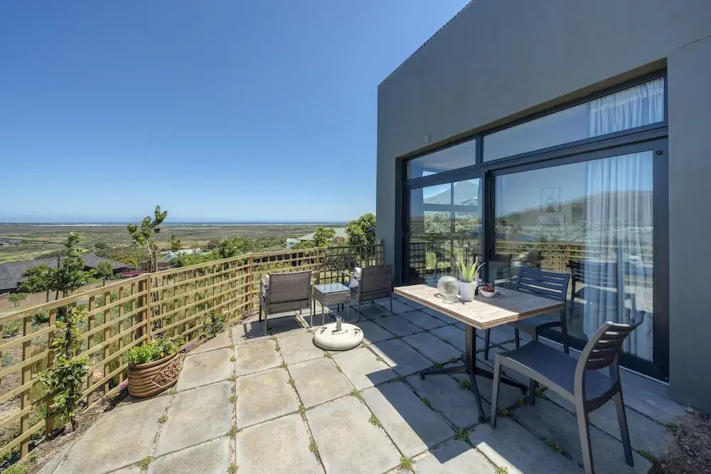 365 Sunset Self Catering Apartments