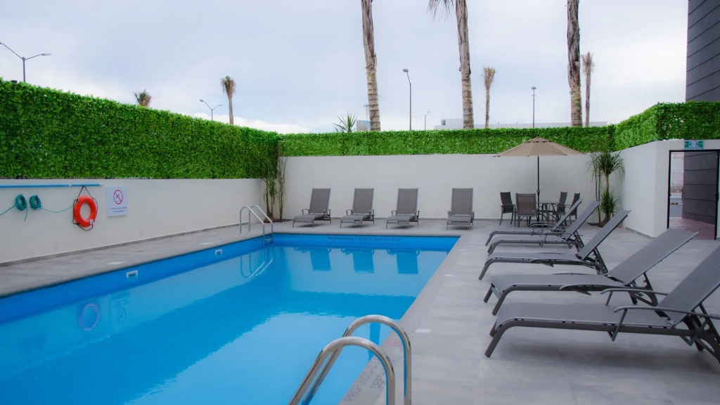 Holiday Inn Express and Suites Celaya by IHG