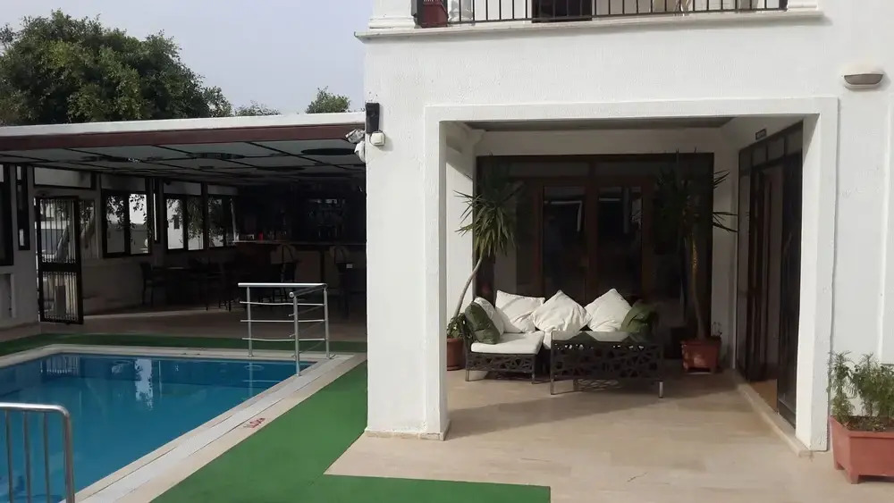 Mekhan Hotel