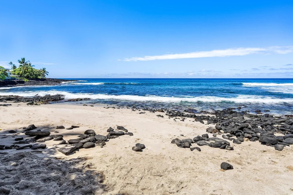Kona Reef Resort by Latour Group