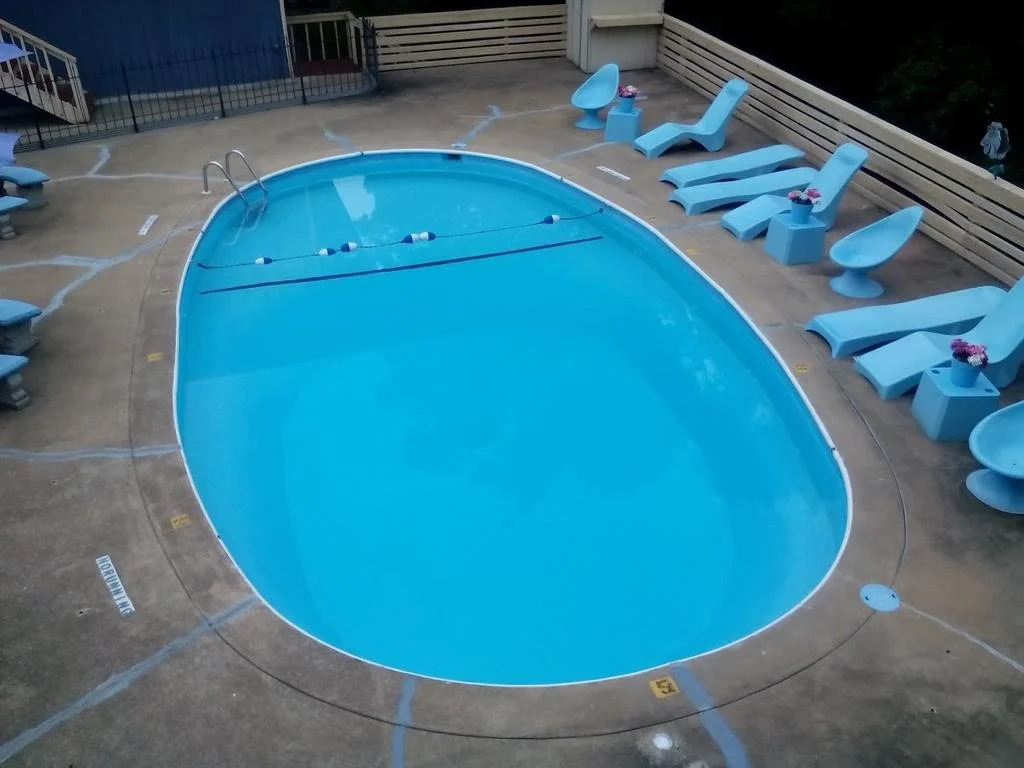Mountain Country Motor Inn