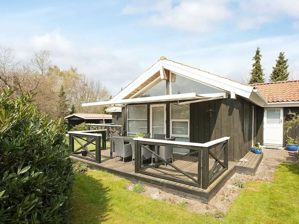 Charming Holiday Home in Gilleleje Near Ocean