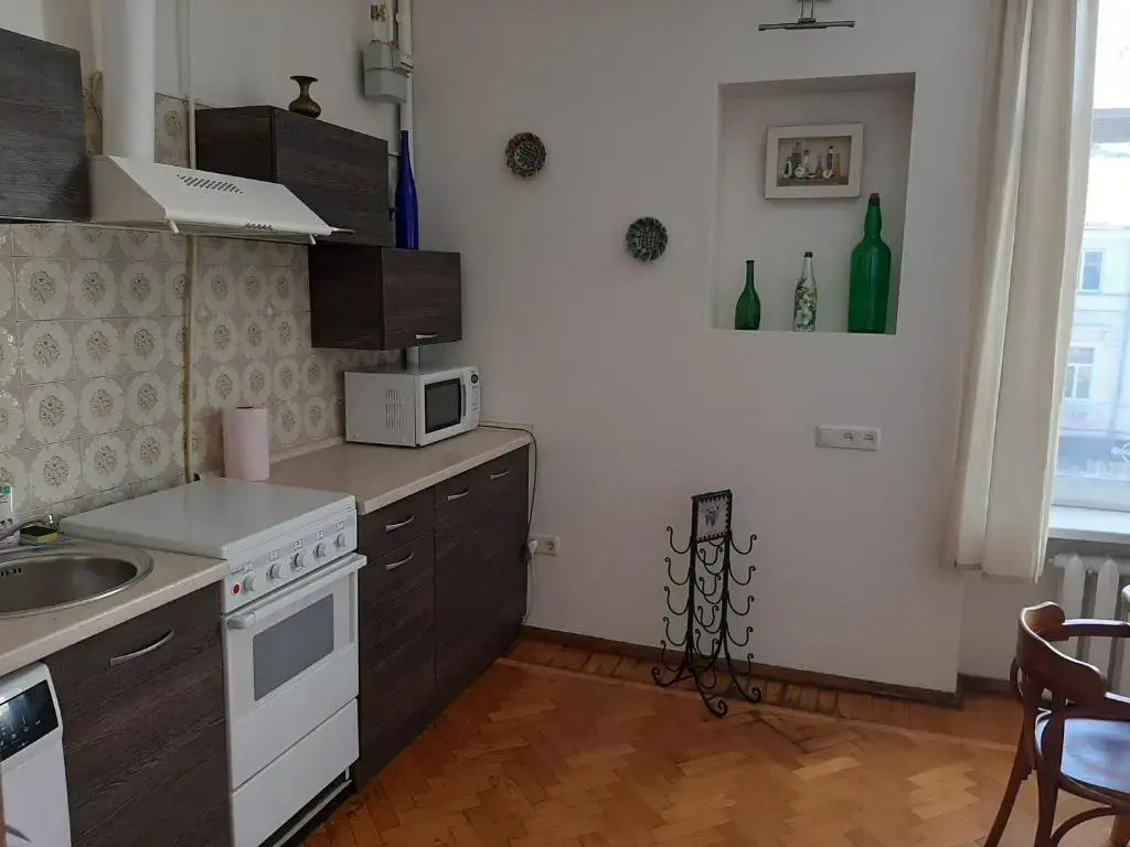 Apartment on Hretska 26/28