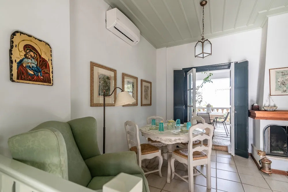 Villa SEAlia Elegantseasidein Spetses