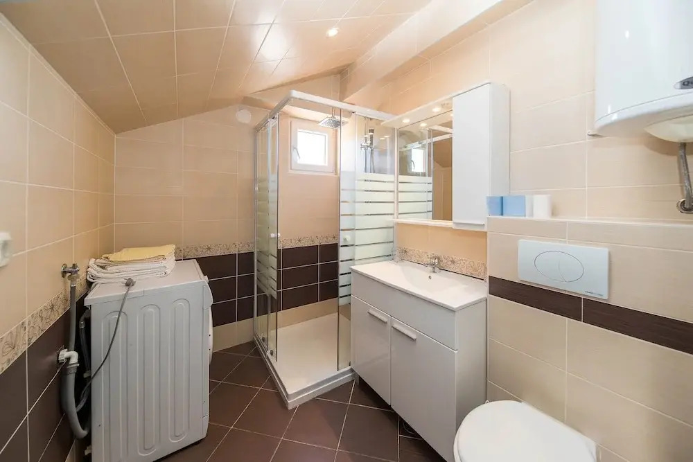 Apartments Janya
