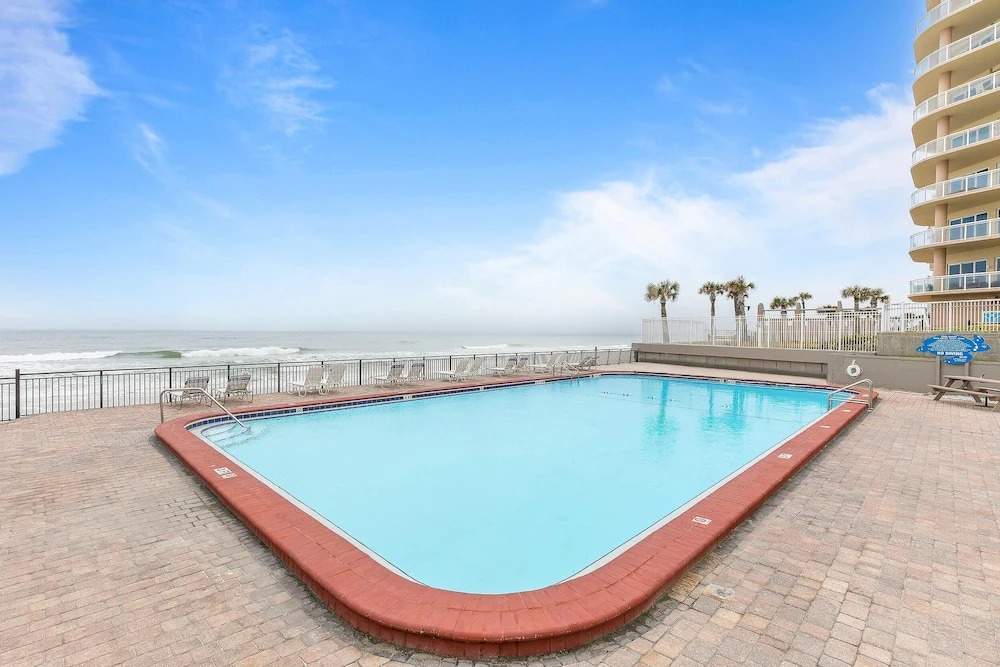 Oceanside Inn 313