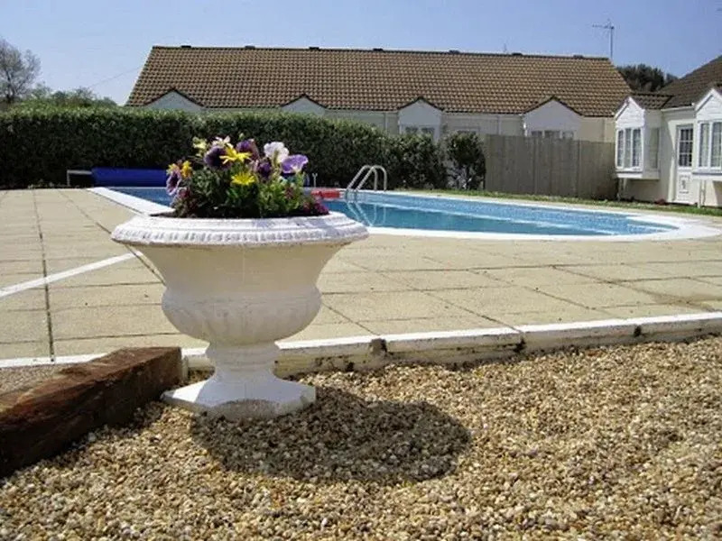 PerelleBay Holiday Cottages
